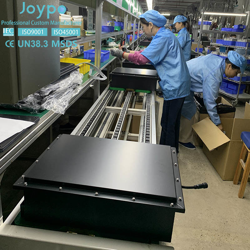 सौर स्ट्रीट लाइटिंग के लिए नवीकरणीय 24V 60Ah OEM लिथियम बैटरी पैक उच्च प्रदर्शन